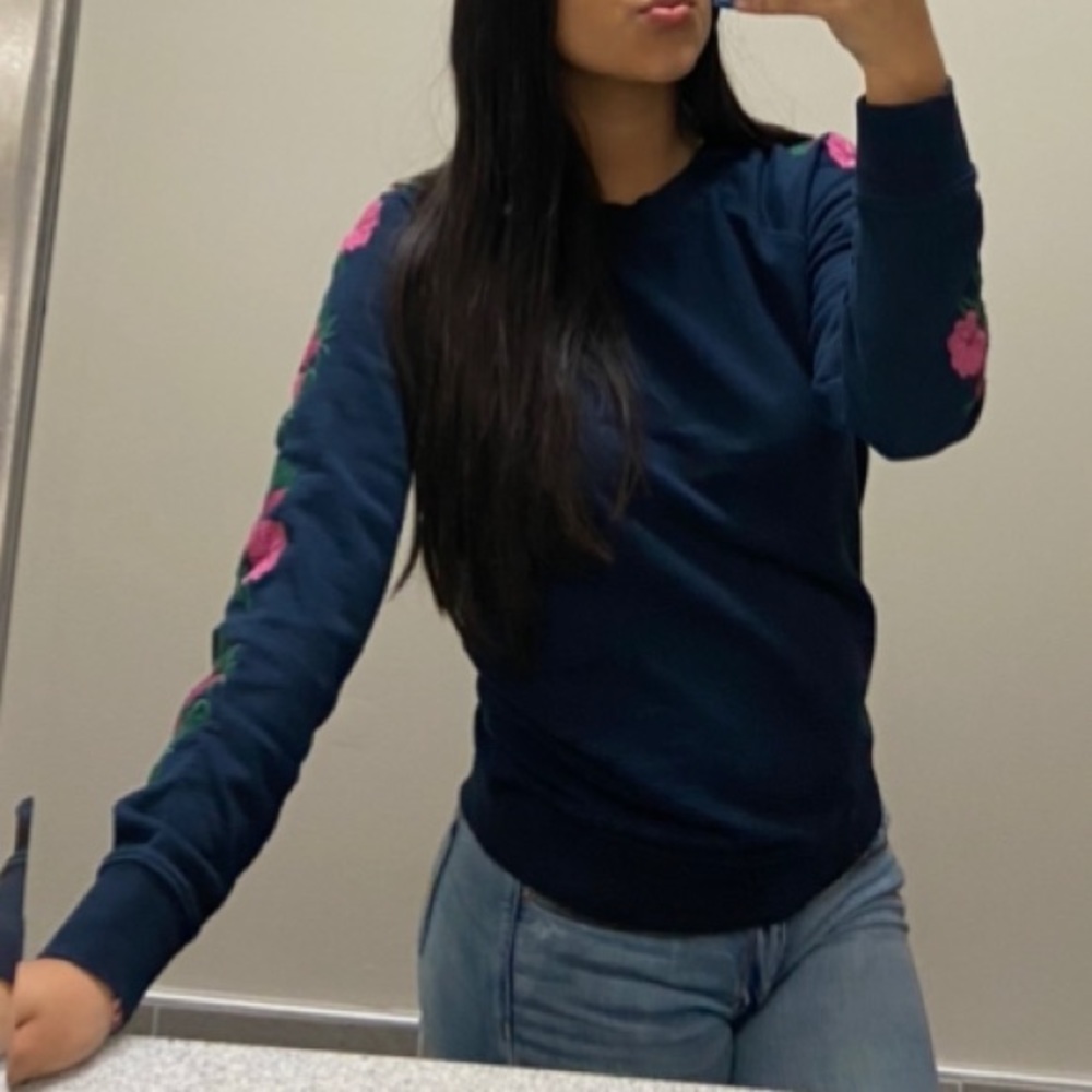 flower embroidered sweater